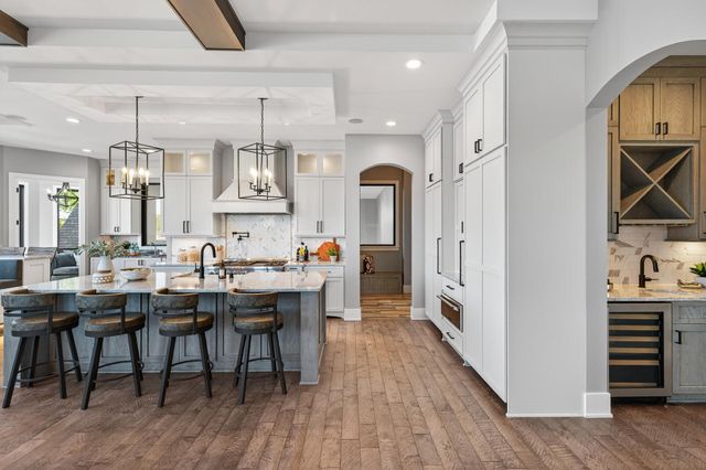 525 Smithtown Court, Victoria, MN 55331