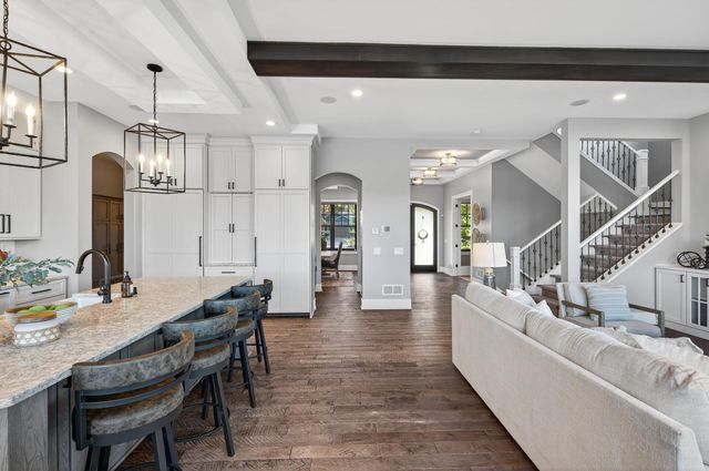 525 Smithtown Court, Victoria, MN 55331