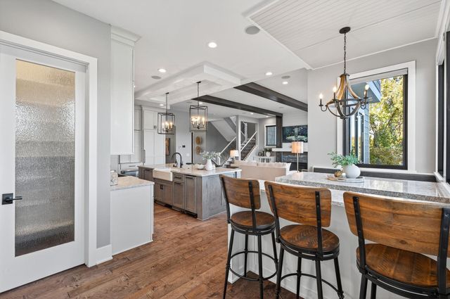 525 Smithtown Court, Victoria, MN 55331