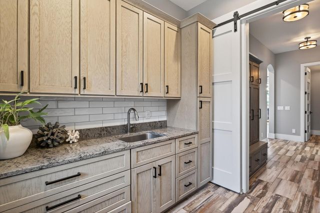 525 Smithtown Court, Victoria, MN 55331