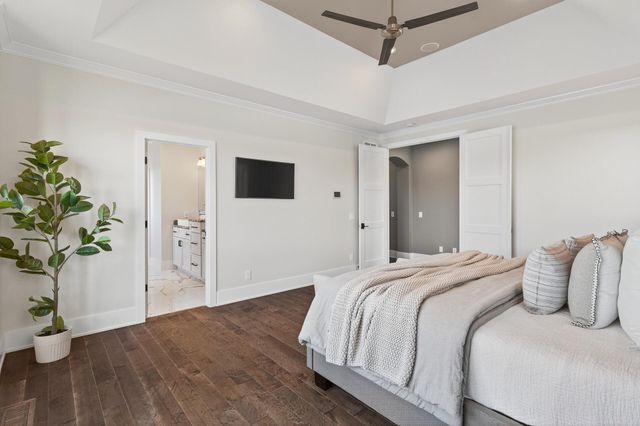 525 Smithtown Court, Victoria, MN 55331