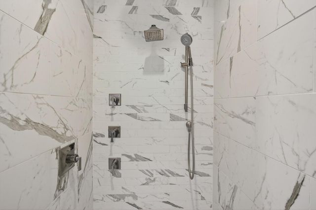 525 Smithtown Court, Victoria, MN 55331