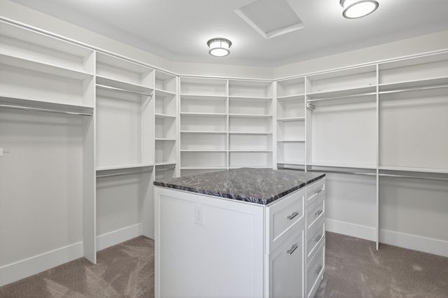 525 Smithtown Court, Victoria, MN 55331