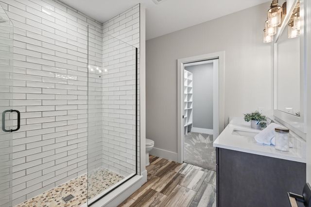 525 Smithtown Court, Victoria, MN 55331