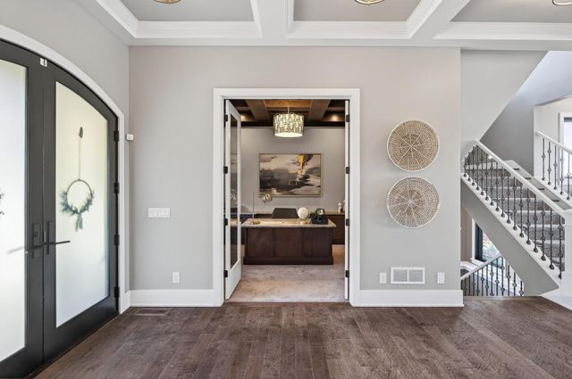 525 Smithtown Court, Victoria, MN 55331