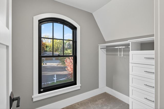 525 Smithtown Court, Victoria, MN 55331