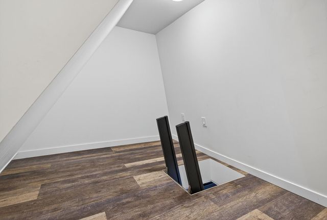 525 Smithtown Court, Victoria, MN 55331