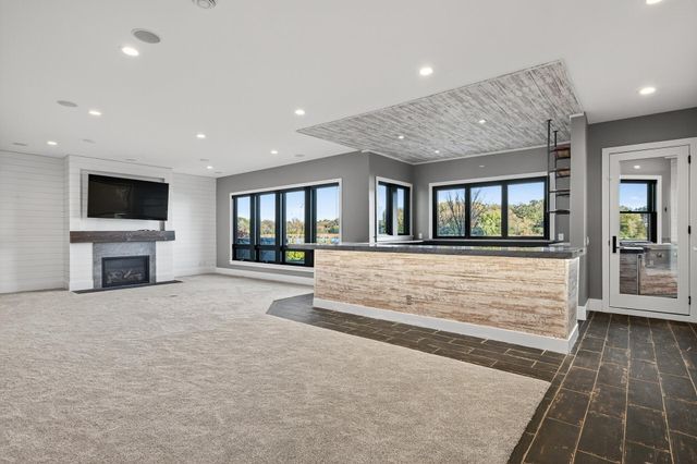 525 Smithtown Court, Victoria, MN 55331