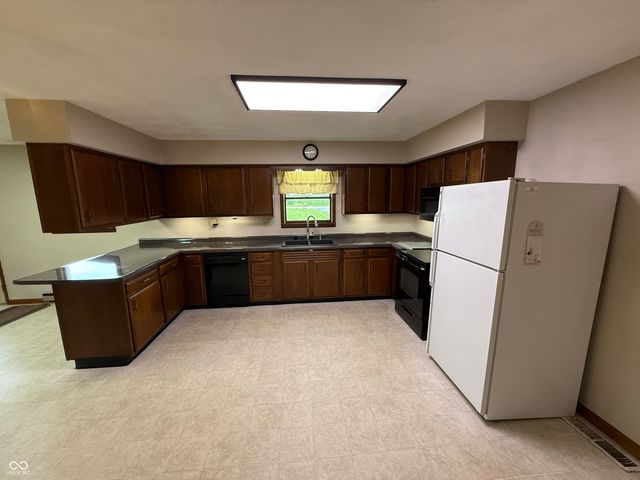 6161 N County Road 300 W, Brazil, IN 47834