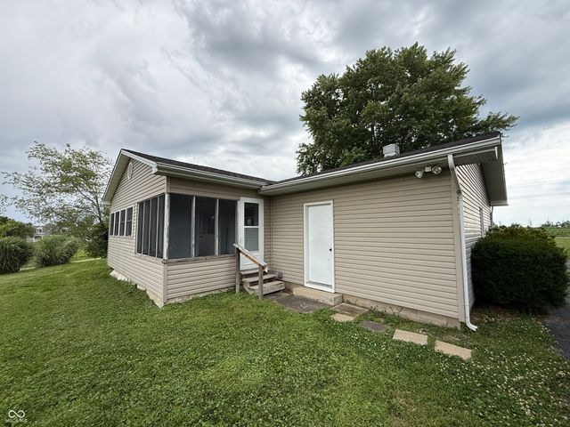 6161 N County Road 300 W, Brazil, IN 47834