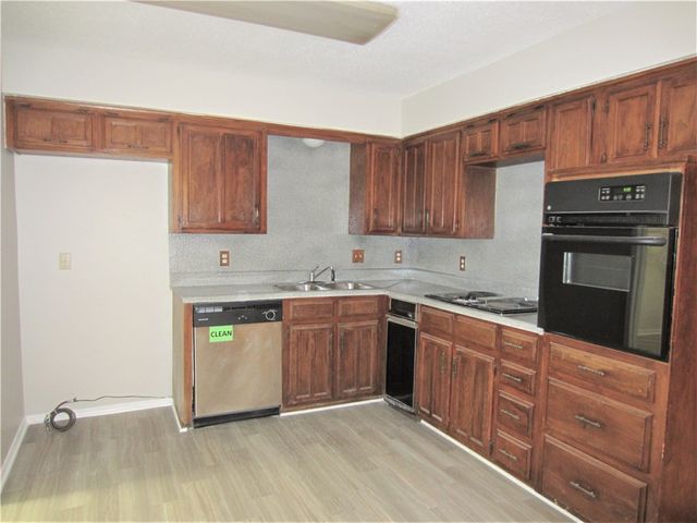 2308 Birchbrook Court, Denton, TX 76205