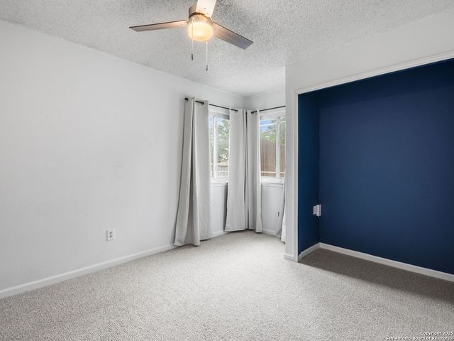 2871 BURNING ROCK, San Antonio, TX 78247