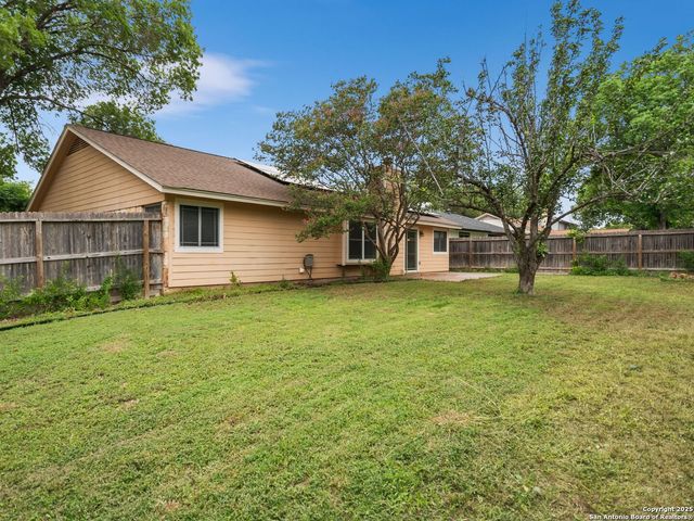 2871 BURNING ROCK, San Antonio, TX 78247