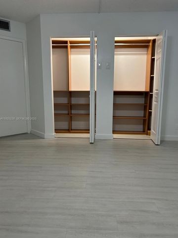 1000 SW 125th Ave 214N, Pembroke Pines, FL 33027