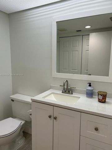 1000 SW 125th Ave 214N, Pembroke Pines, FL 33027