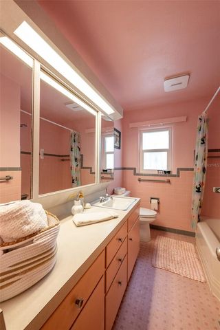 705 N PENINSULA AVENUE, New Smyrna Beach, FL 32169