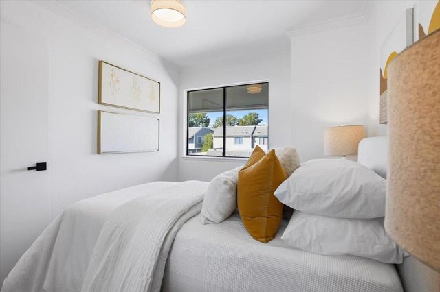 812 Ram Lane, Foster City, CA 94404