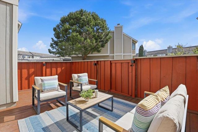 812 Ram Lane, Foster City, CA 94404