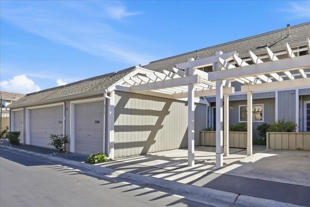 812 Ram Lane, Foster City, CA 94404