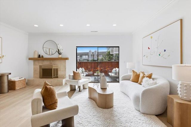 812 Ram Lane, Foster City, CA 94404