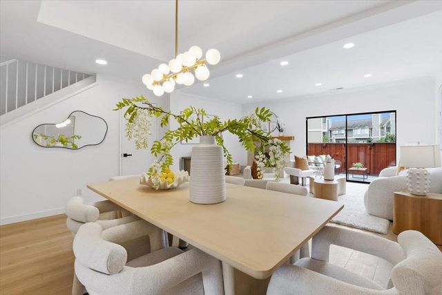 812 Ram Lane, Foster City, CA 94404