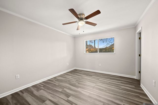 9219 Baronne Dr, Baton Rouge, LA 70810