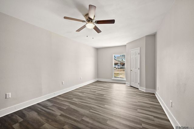 9219 Baronne Dr, Baton Rouge, LA 70810