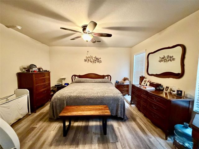 2102 Red Cedar Trail, Rosenberg, TX 77471