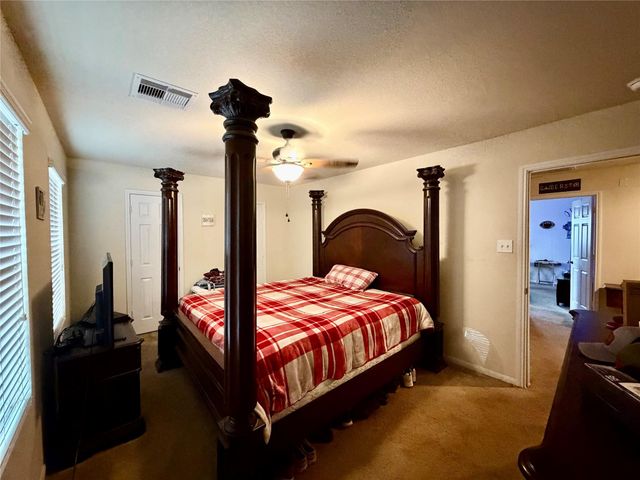 2102 Red Cedar Trail, Rosenberg, TX 77471