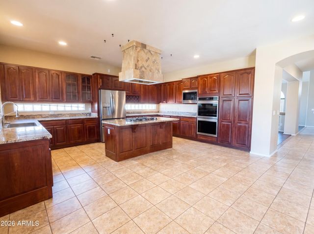 9625 W OBERLIN Way, Peoria, AZ 85383