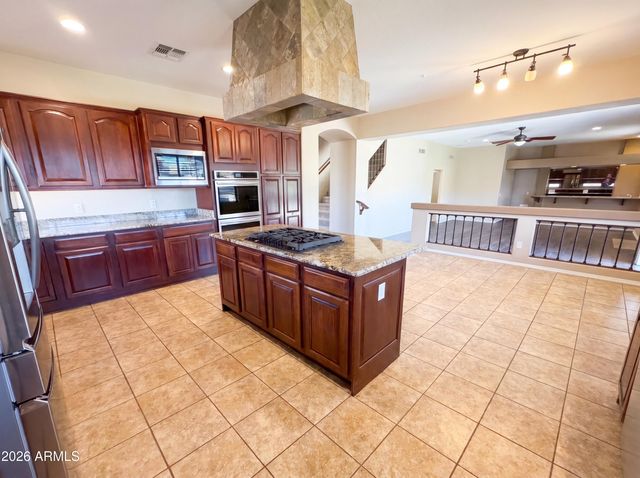 9625 W OBERLIN Way, Peoria, AZ 85383