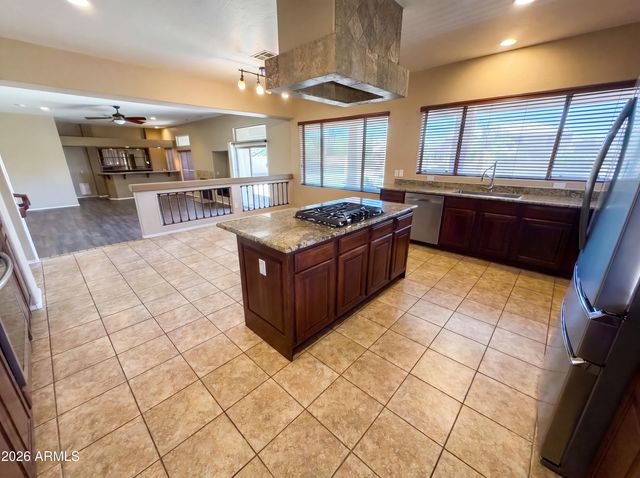 9625 W OBERLIN Way, Peoria, AZ 85383