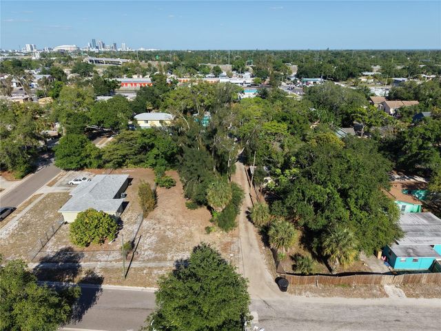 14TH AVENUE S, St Petersburg, FL 33711
