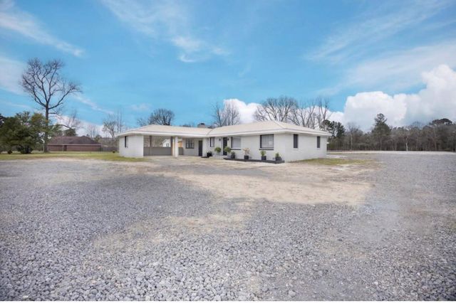 3709 Beaumont, Liberty, TX 77575