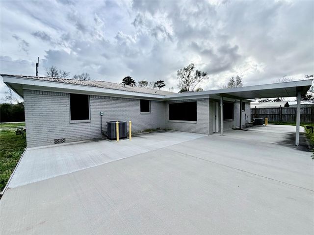 3709 Beaumont, Liberty, TX 77575