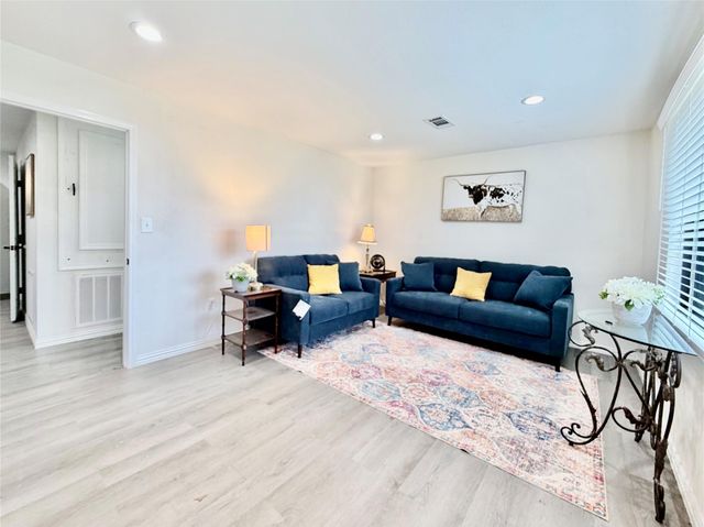 3709 Beaumont, Liberty, TX 77575