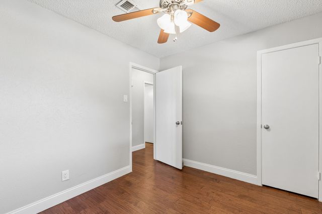 2016 Meadow Lark, Irving, TX 75060