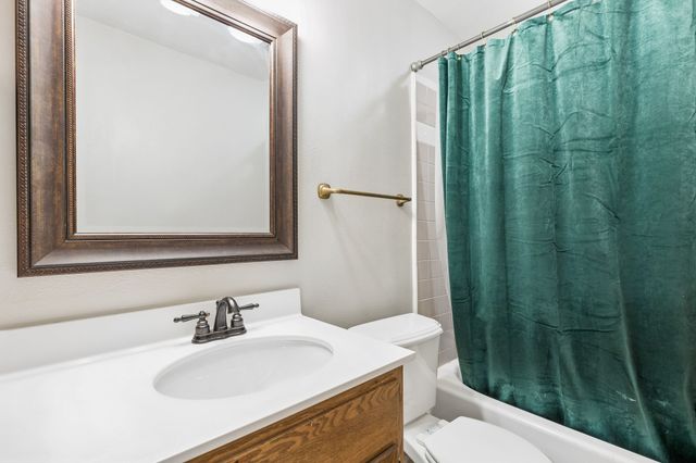 2016 Meadow Lark, Irving, TX 75060