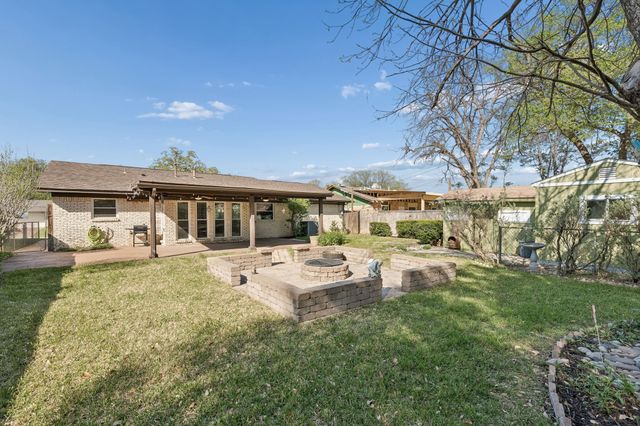 2016 Meadow Lark, Irving, TX 75060