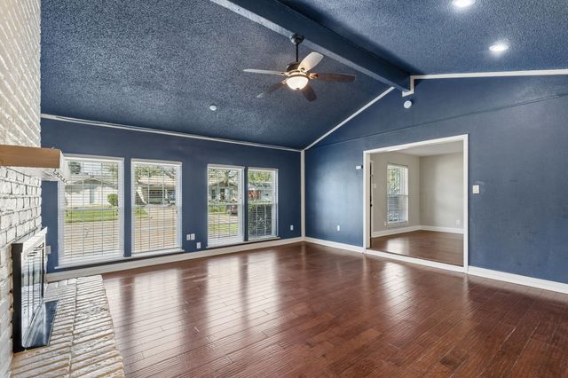 2016 Meadow Lark, Irving, TX 75060