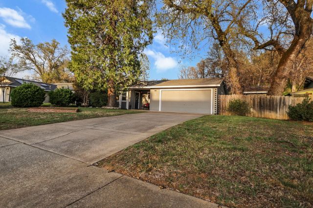 61 Tidmore Lane, Redding, CA 96003