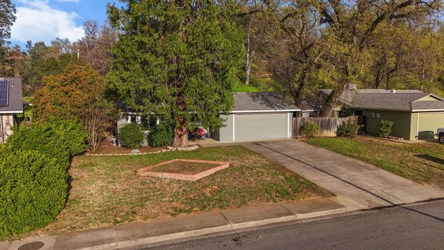 61 Tidmore Lane, Redding, CA 96003