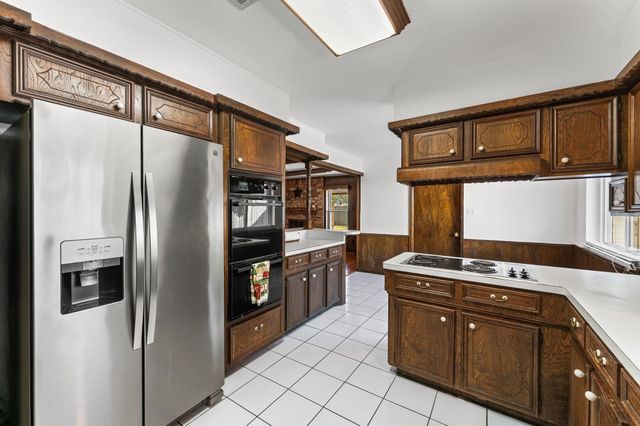 9707 Rocktree Drive, Houston, TX 77040