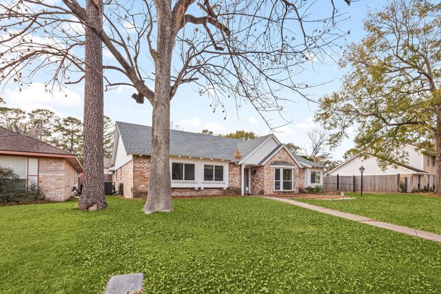 9707 Rocktree Drive, Houston, TX 77040