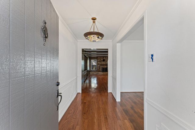 9707 Rocktree Drive, Houston, TX 77040