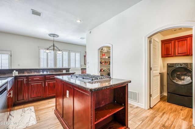 13552 Emerald Terrace, Horizon City, TX 79928