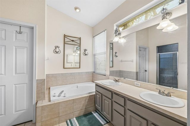 1887 WOOD BEND STREET, Tarpon Springs, FL 34689