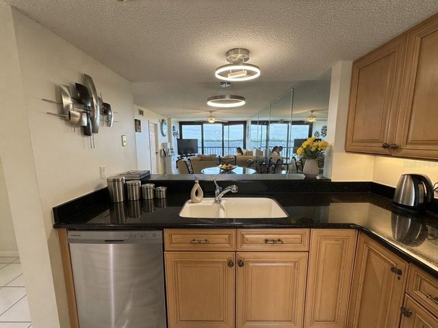 4620 BAY BOULEVARD 1112, Port Richey, FL 34668