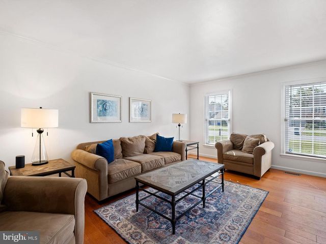 15 EATON PL, Bear, DE 19701