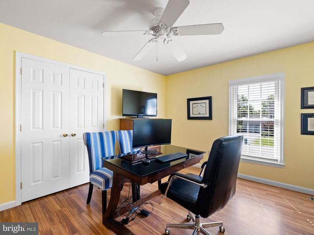 15 EATON PL, Bear, DE 19701